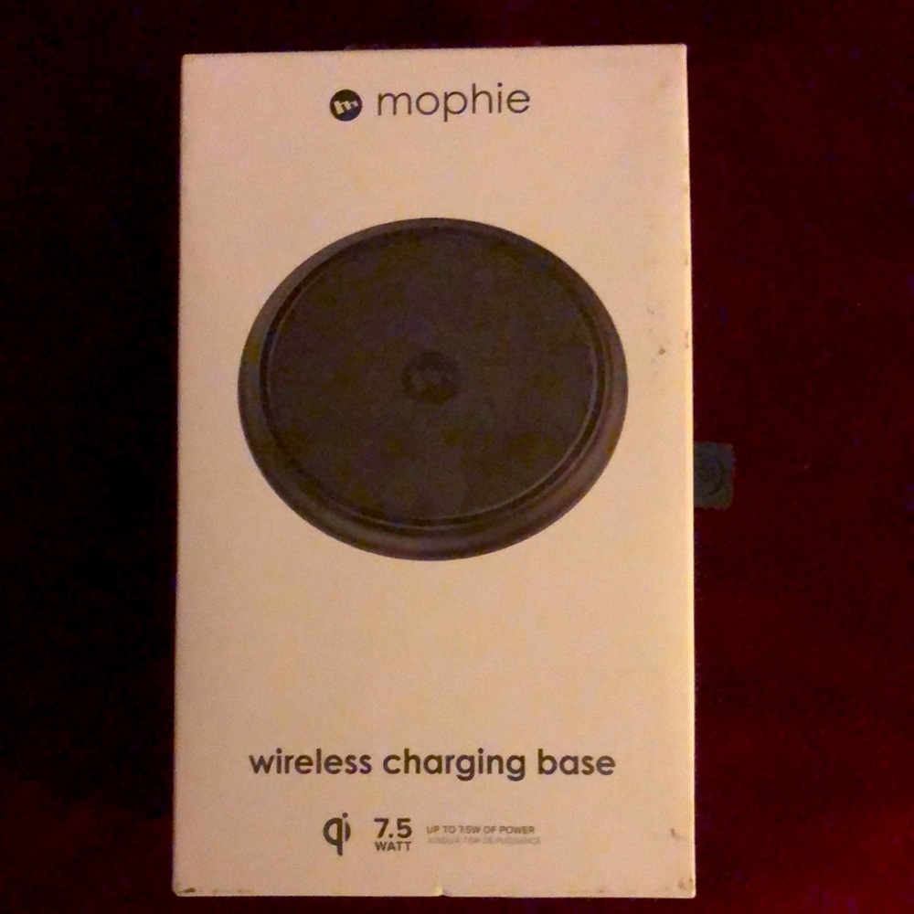 Wireless charging base